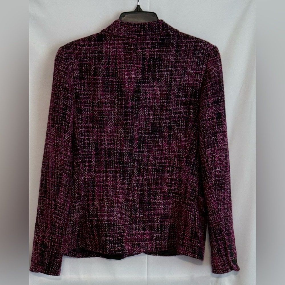 Chic Black and Pink Tweed Blazer - Picture 2 of 3